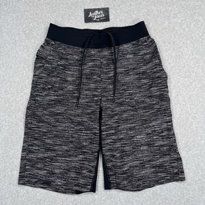 Lululemon T.H.E. Short Mens Small S All Court Texture White Black Linerless 11”